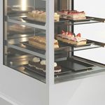 VITRINE-REFRIGERADA-AR-FORCADO-GGER-070-BR-VIDRO-RETO-SEM-BANDEJA-220V---GELOPAR