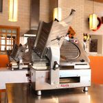 FATIADOR-DE-FRIOS-AUTOMATICO-BM-18-INOX-LAMINA-300MM-BIVOLT---BERMAR